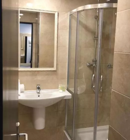 Hotel Academy