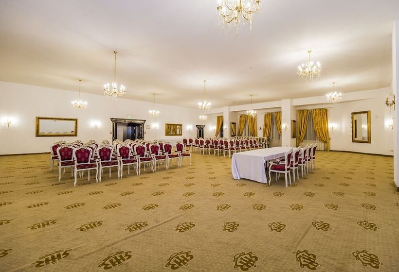 Aurelius Imparatul Romanilor Hotel & Spa