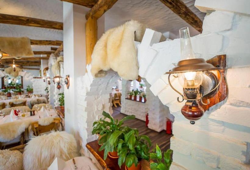 Aurelius Imparatul Romanilor Hotel & Spa