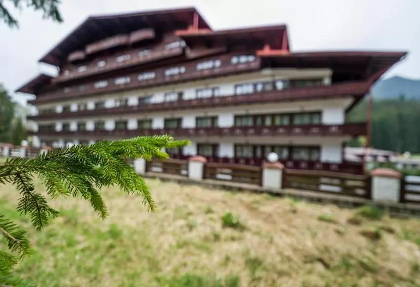 Aurelius Imparatul Romanilor Hotel & Spa