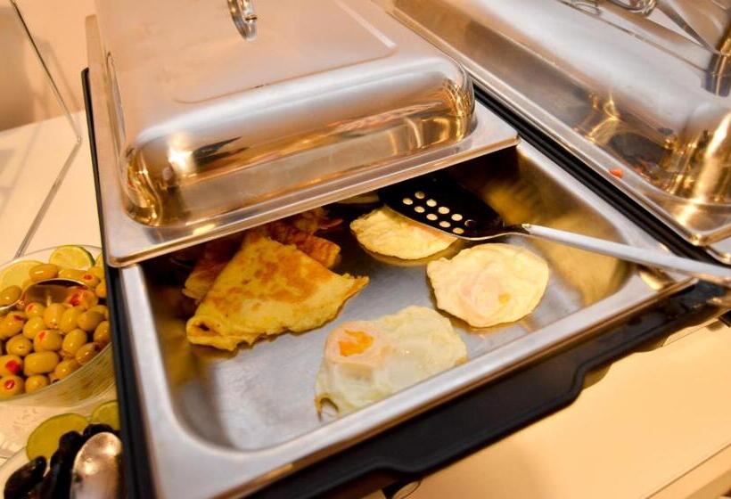 هتل Lucas Boutique