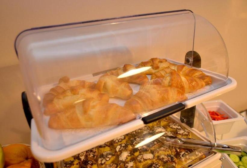 هتل Lucas Boutique