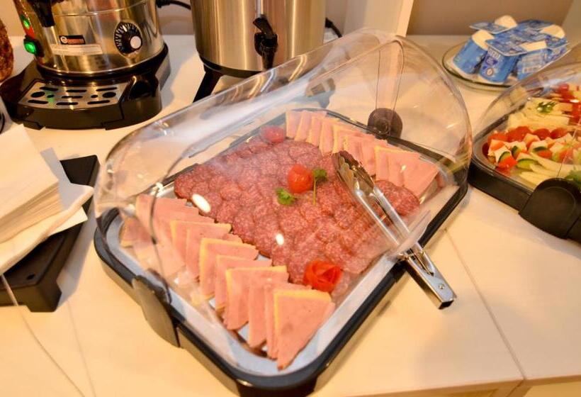 هتل Lucas Boutique