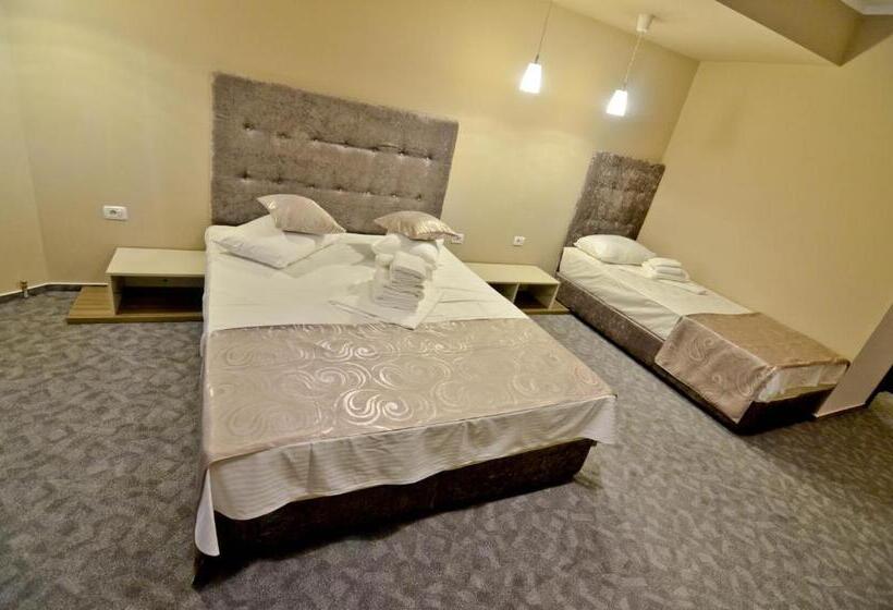 هتل Lucas Boutique