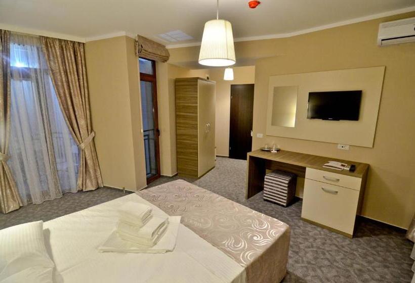 هتل Lucas Boutique