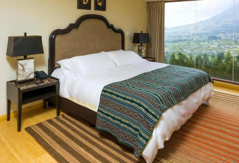 Hotel Medina Del Lago