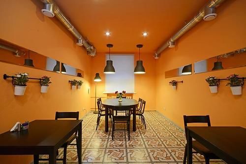 Apelsin Hotel At Akademicheskaya