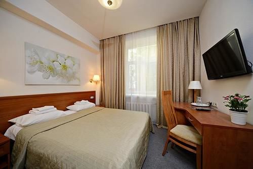 Apelsin Hotel At Akademicheskaya