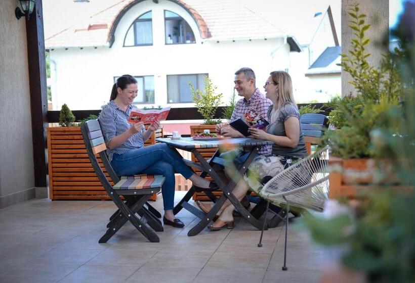 هتل Pension Panorama