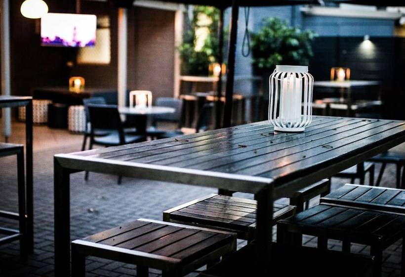 ホテル The Sunnyside Tavern, Broadmeadow