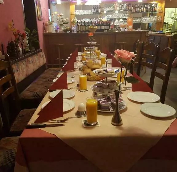 ホテル Triebener Hof