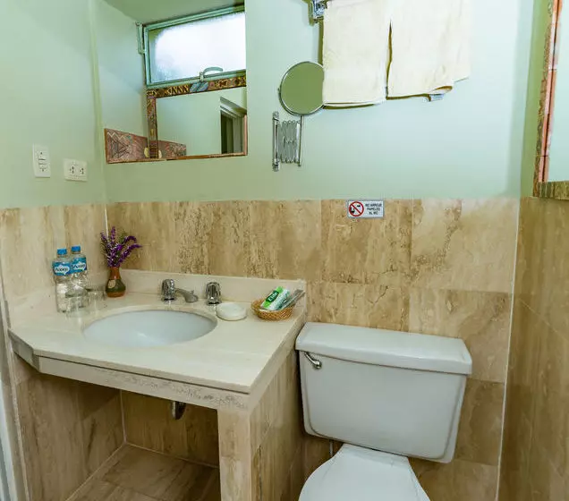 هتل La Quinta Eco