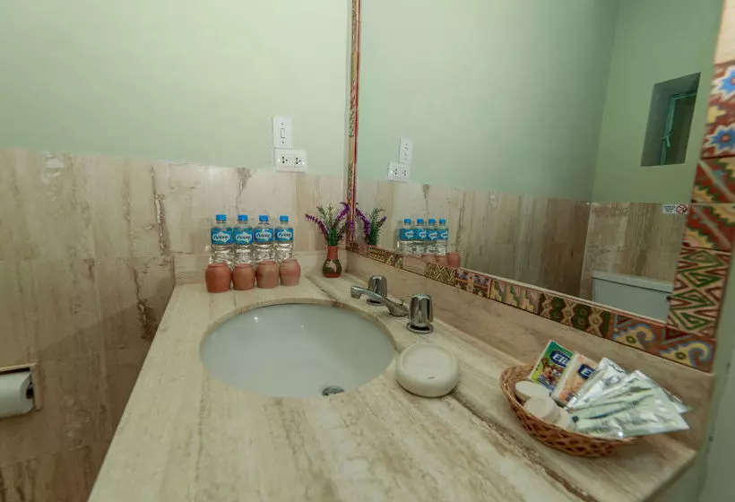 هتل La Quinta Eco
