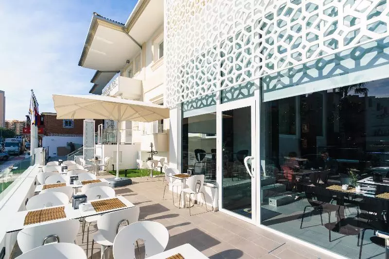 ホテル Costa Del Sol Torremolinos