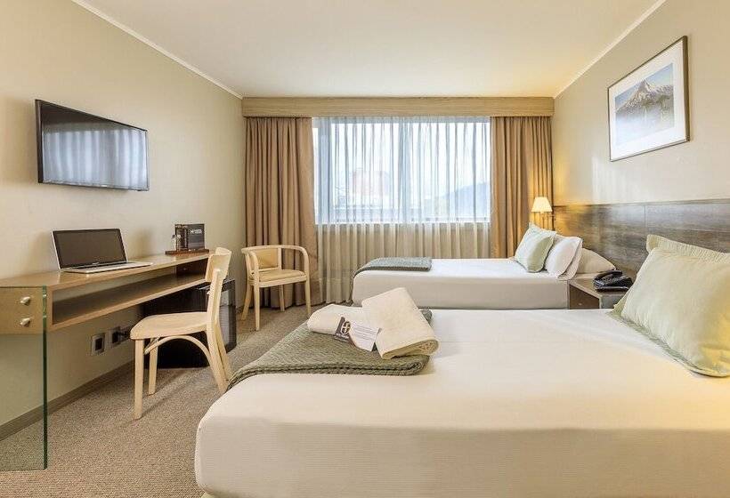 هتل Frontera Plaza