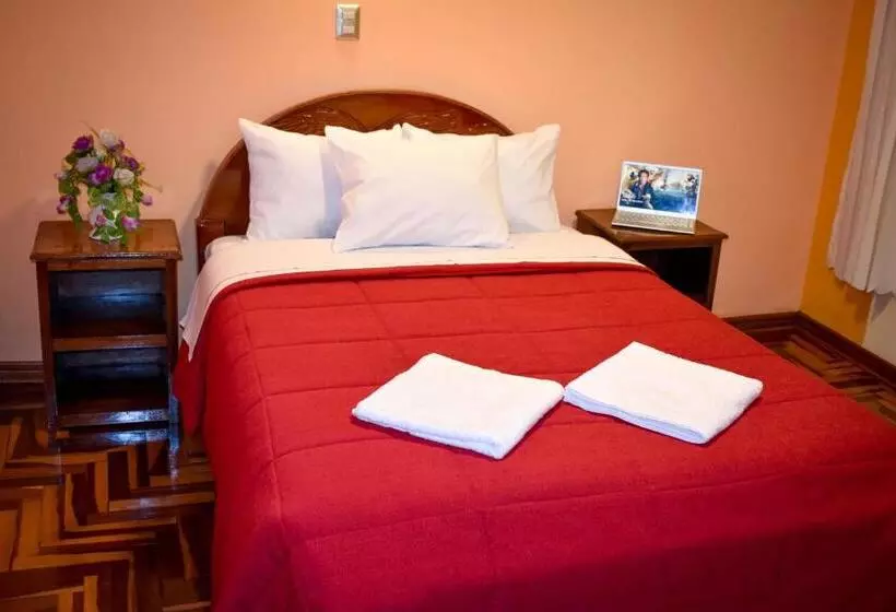 هتل Hostel Sol Andina Inn