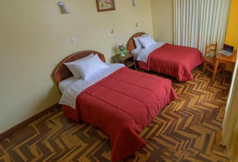هتل Hostel Sol Andina Inn