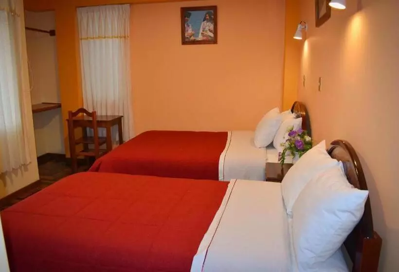 هتل Hostel Sol Andina Inn