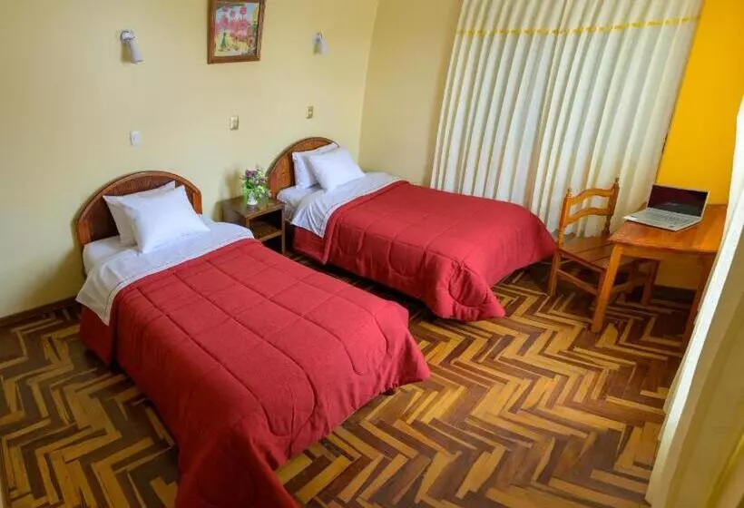 هتل Hostel Sol Andina Inn