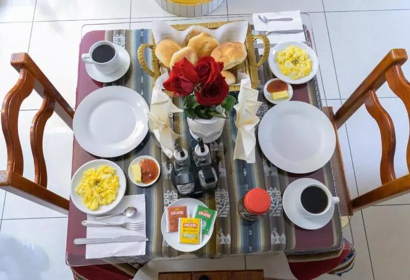 هتل Hostel Sol Andina Inn