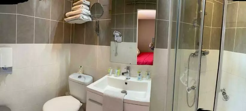 هتل Logis Hôtel La Chaumière