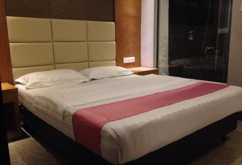 فندق Mustika Gajah Mada