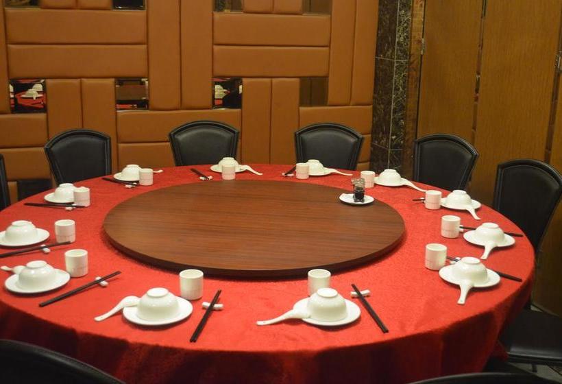 فندق Mustika Gajah Mada