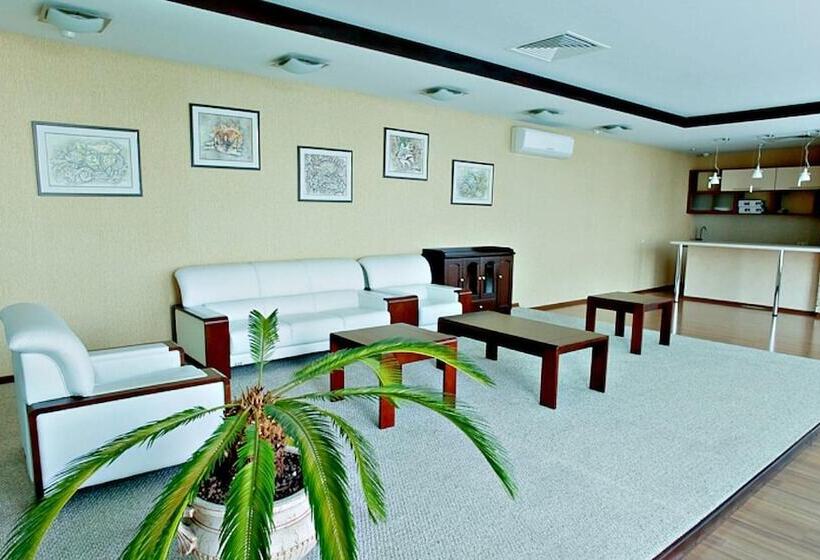 בית מלון כפרי Nadezhda