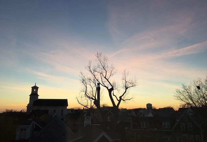 هتل The Waterford Inn