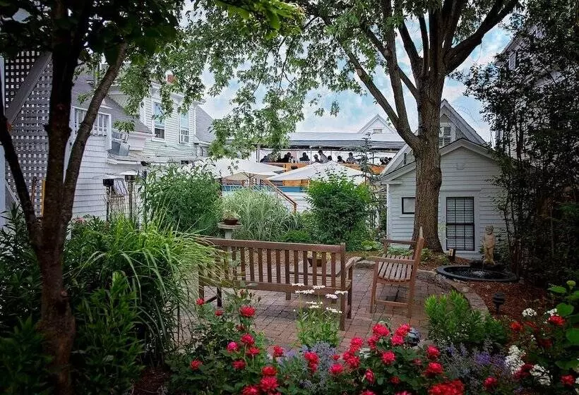هتل The Waterford Inn