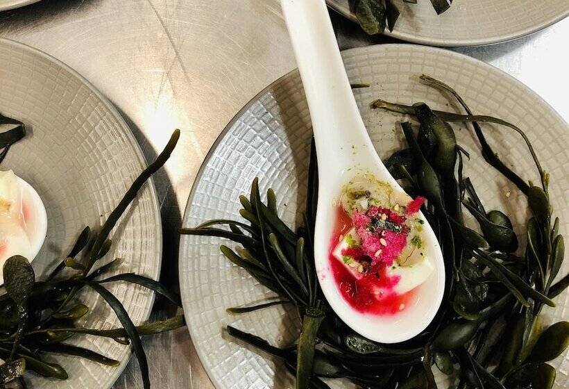 هتل The Waterford Inn