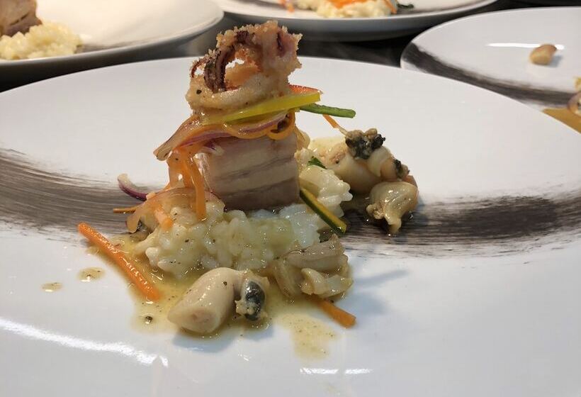 هتل The Waterford Inn