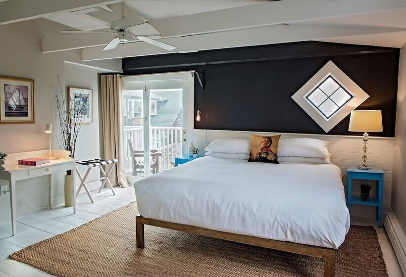 هتل The Waterford Inn