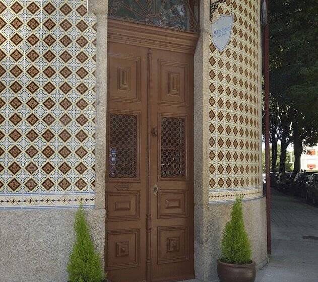 پانسیون Dukes Corner Guest House
