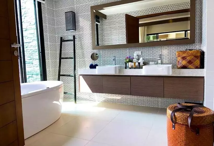 Silla Villa