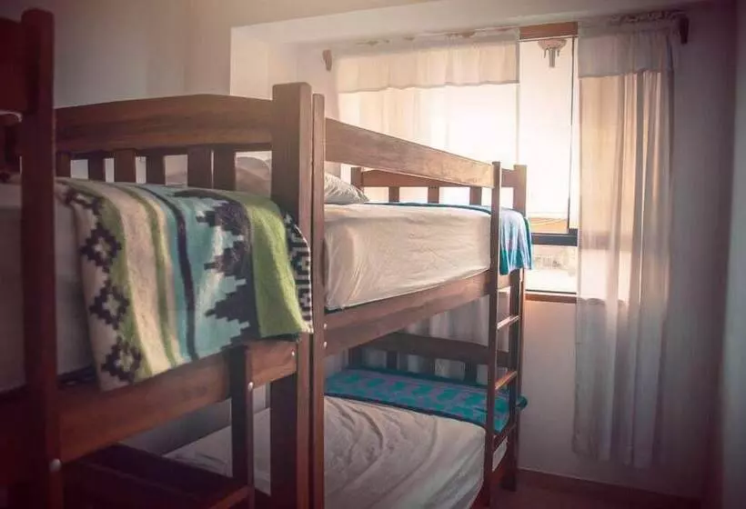 Wachaque Surf   Hostel