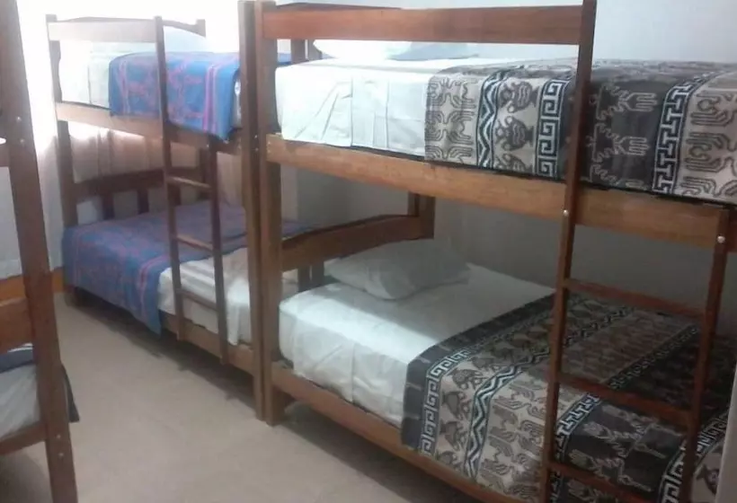 Wachaque Surf   Hostel