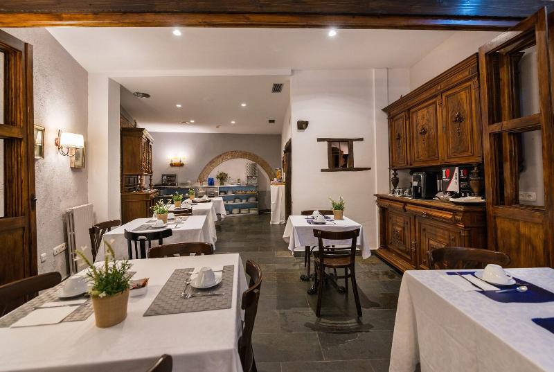 هتل Alda Via Leon