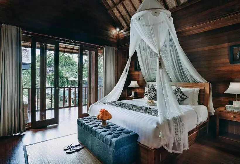 ホテル Bale Gede Lembongan