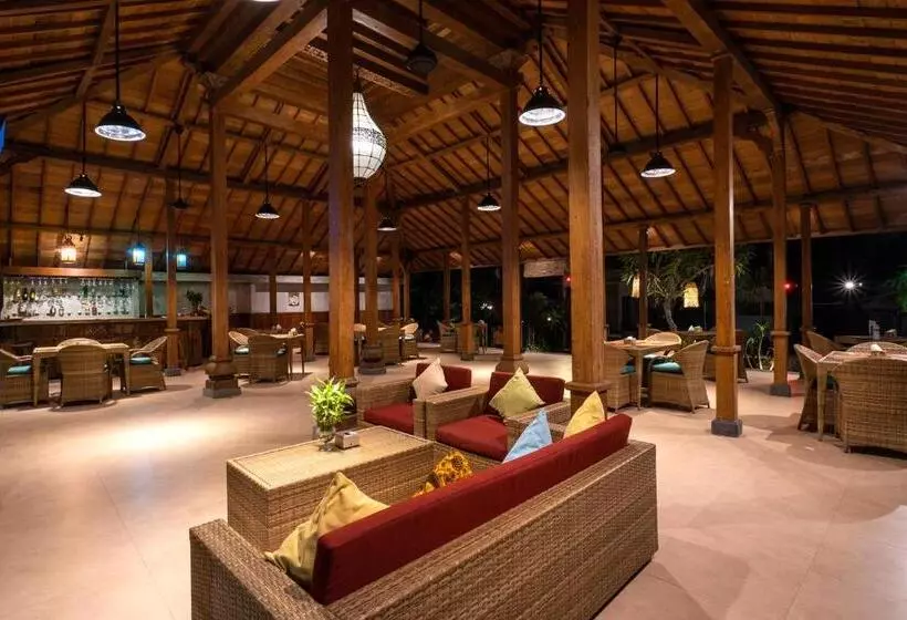 ホテル Bale Gede Lembongan