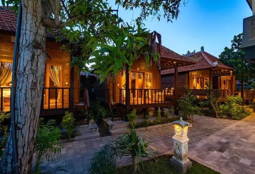 ホテル Bale Gede Lembongan