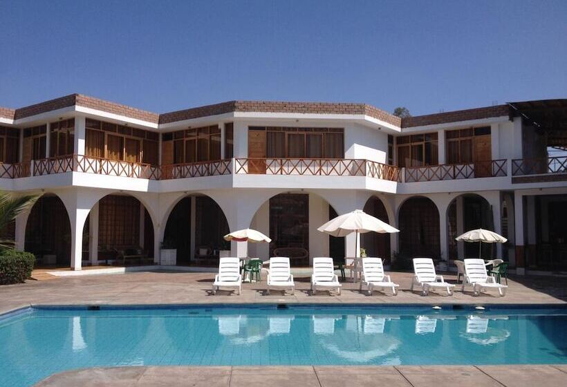 فندق Cocos Inn