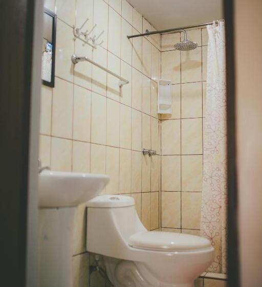 Отель Excalibur