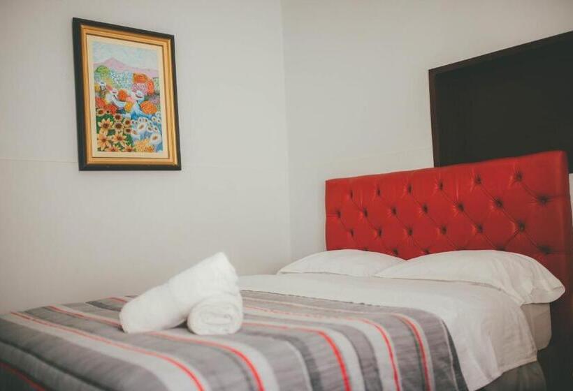 Отель Excalibur