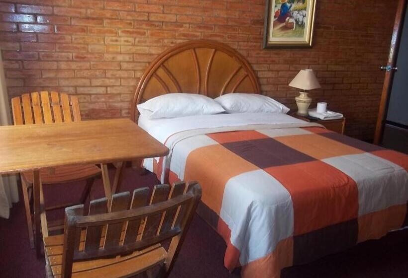 Отель Excalibur