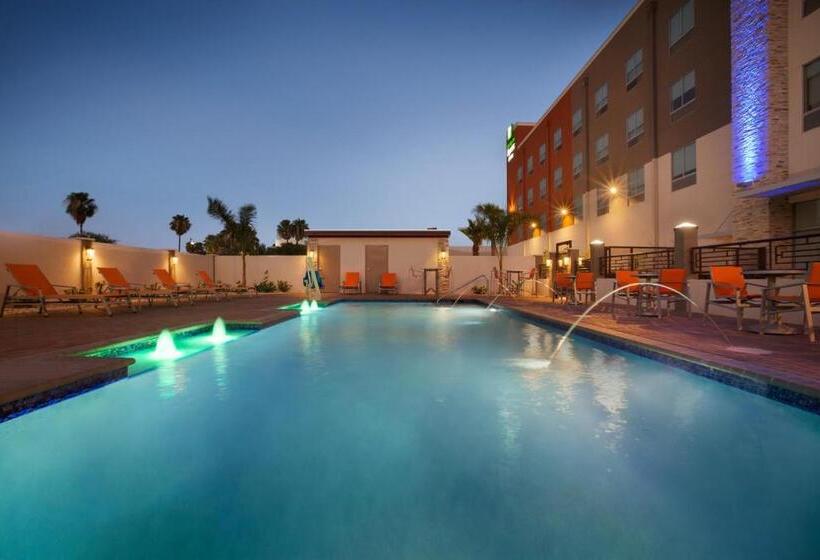 هتل Holiday Inn Express & Suites Mcallen Medical Center Area, An Ihg