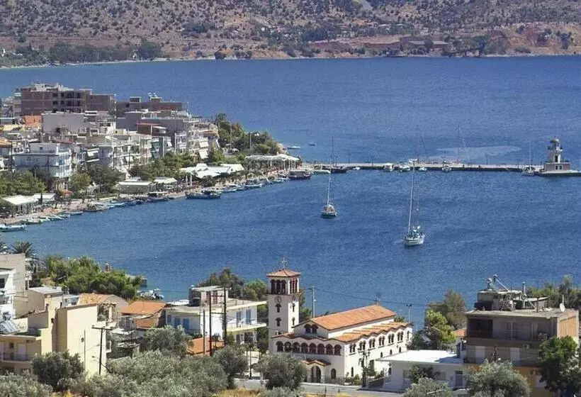 Hôtel Iridanos