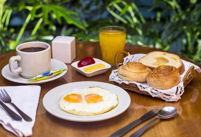 Hotel Hostal Balcony