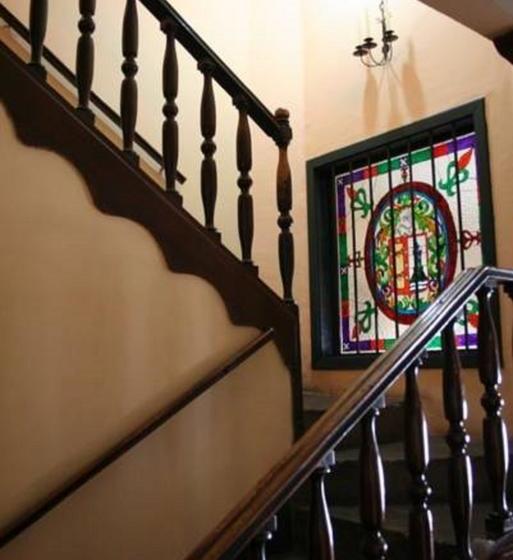 Hotel Hostal Balcony