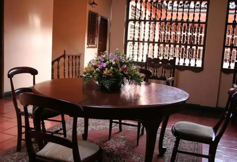 ホテル Hostal Balcony